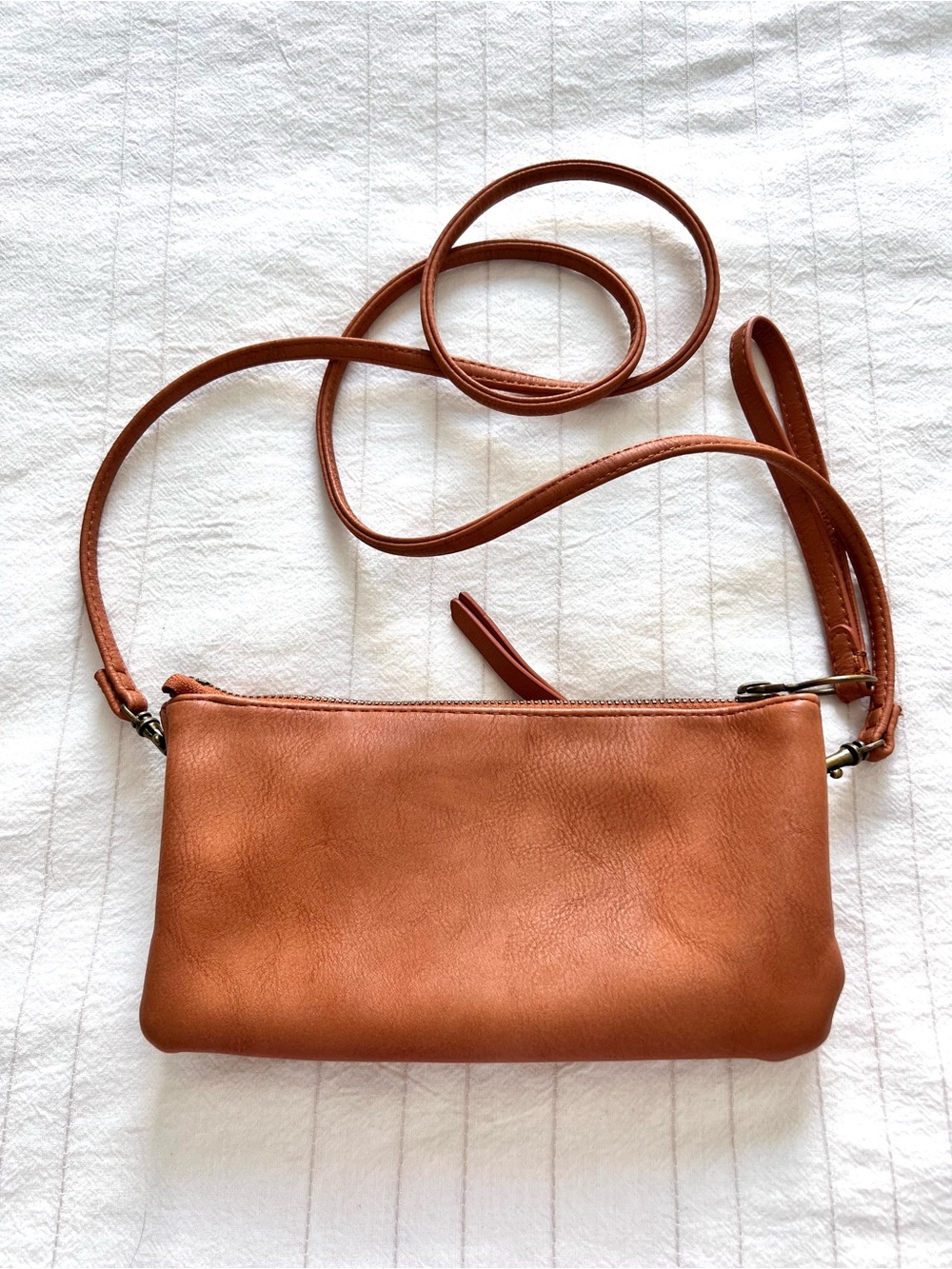 Universal Thread Tan Leather Crossbody Clutch